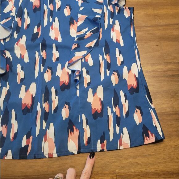 Clasi Blue Printed Blouse Women’s Large – Ruffle Trim Sleeve Top • EUC - Picture 7 of 9